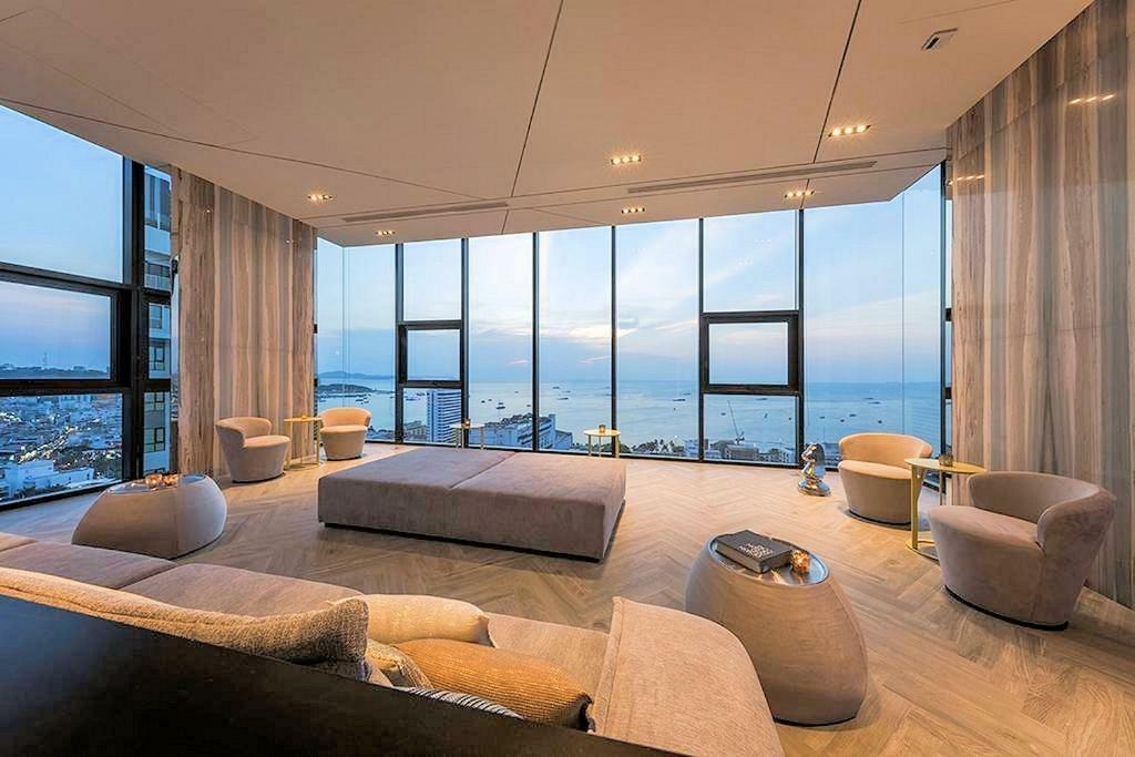 The Base Central Pattaya By Pattaya Holiday Exterior photo
