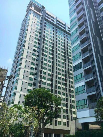 The Base Central Pattaya By Pattaya Holiday Exterior photo