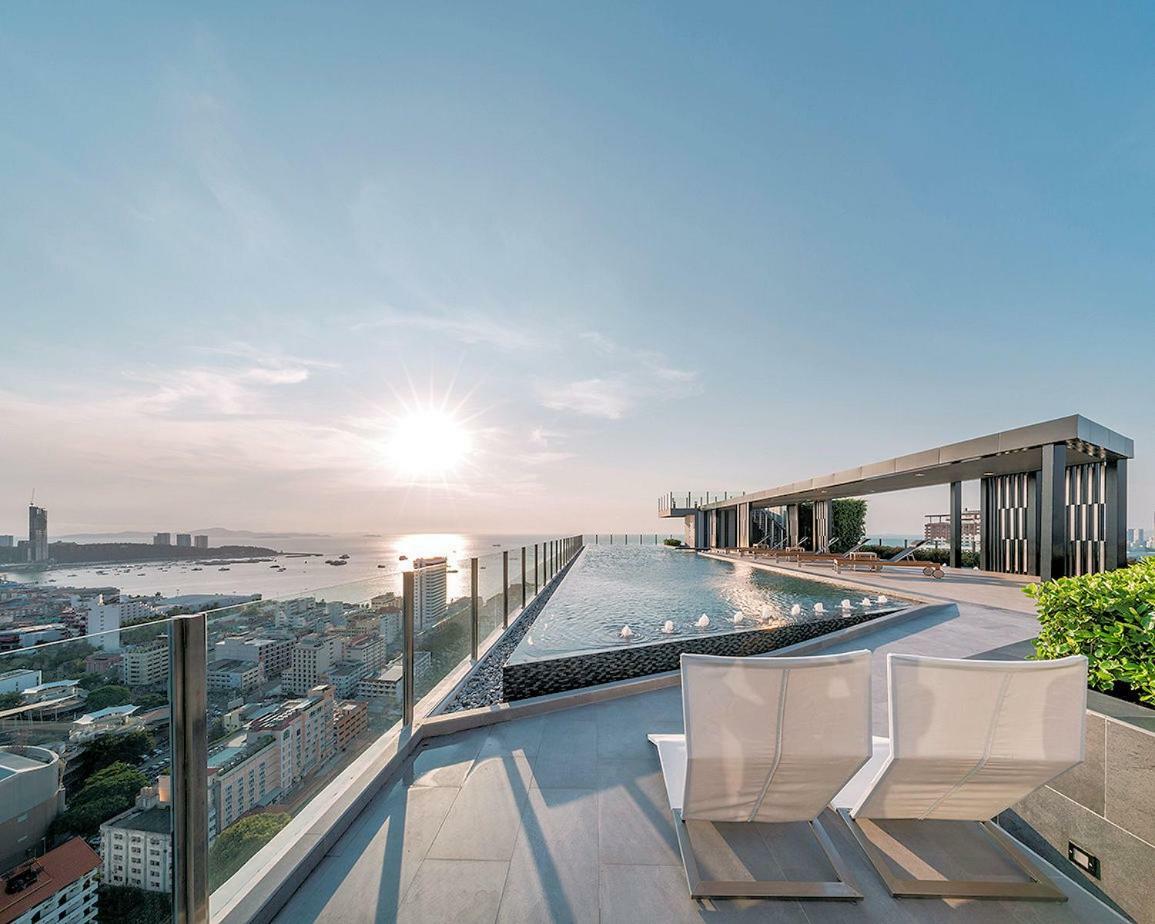 The Base Central Pattaya By Pattaya Holiday Exterior photo