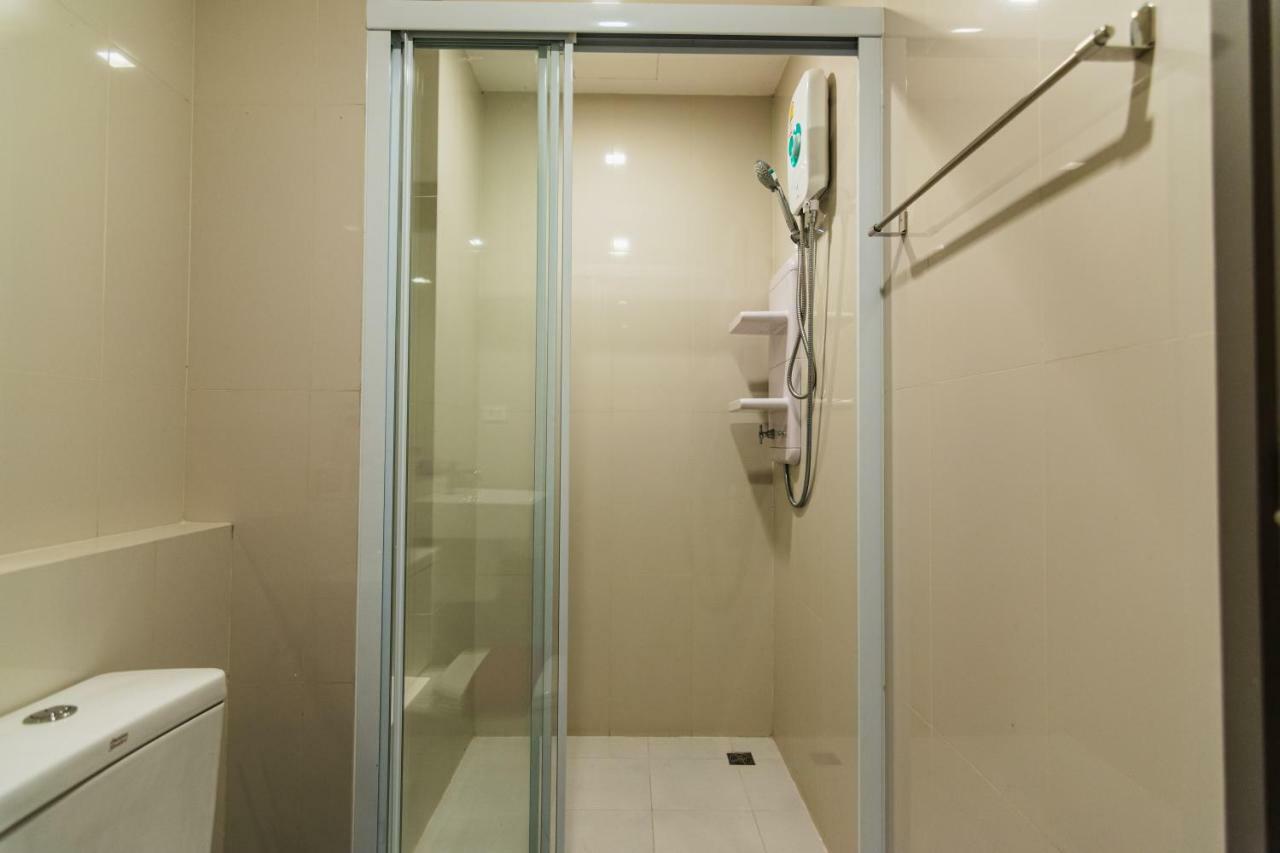 The Base Central Pattaya By Pattaya Holiday Exterior photo